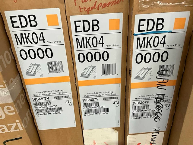 Velux gootstuk en dakraam (14x) - afbeelding 12 van  13