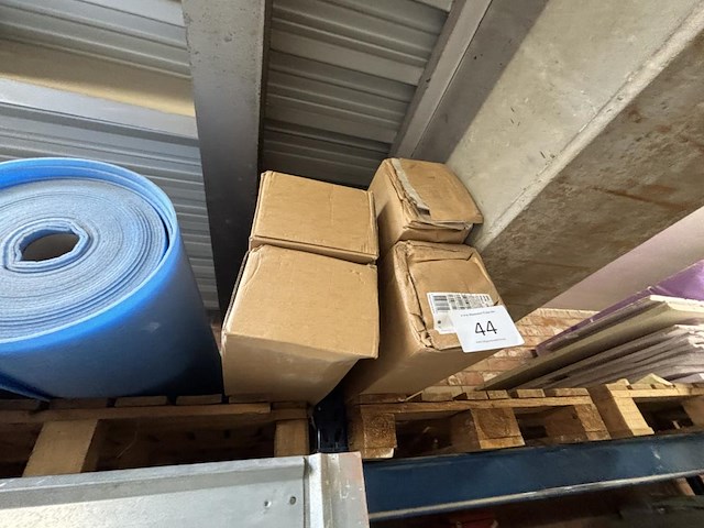 Velux materiaal - afbeelding 1 van  2