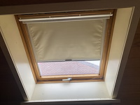 Velux met zonnescherm (zolder) - afbeelding 3 van  3