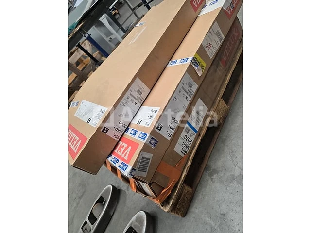 Velux mk04 kit: ggl-raam en 2 edl-armaturen – 780 × 980 mm - afbeelding 3 van  3