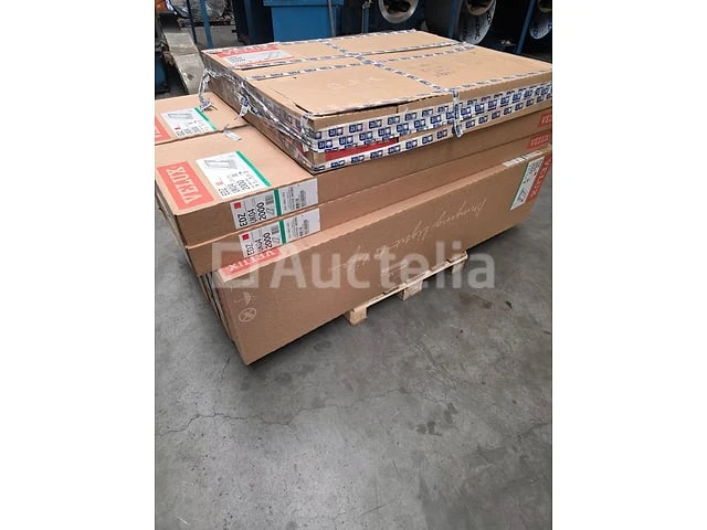 Velux uk04 set: 13 edz-koppelingen en 1 lpg-raam – 1340 × 980 mm - afbeelding 1 van  3