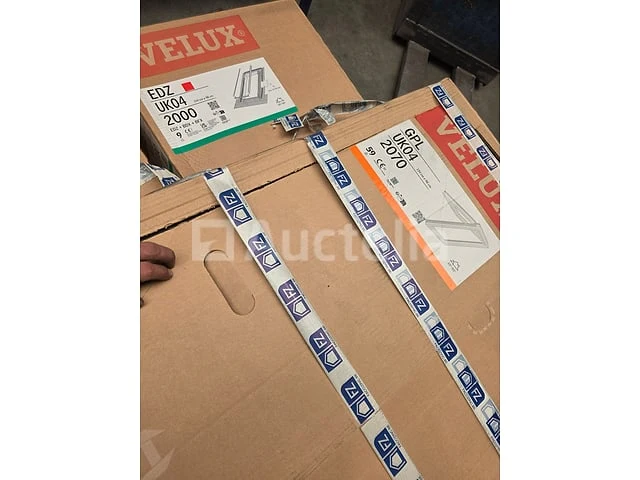 Velux uk04 set: 13 edz-koppelingen en 1 lpg-raam – 1340 × 980 mm - afbeelding 2 van  3