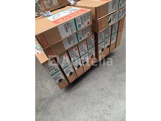Velux uk04 set: 13 edz-koppelingen en 1 lpg-raam – 1340 × 980 mm - afbeelding 3 van  3
