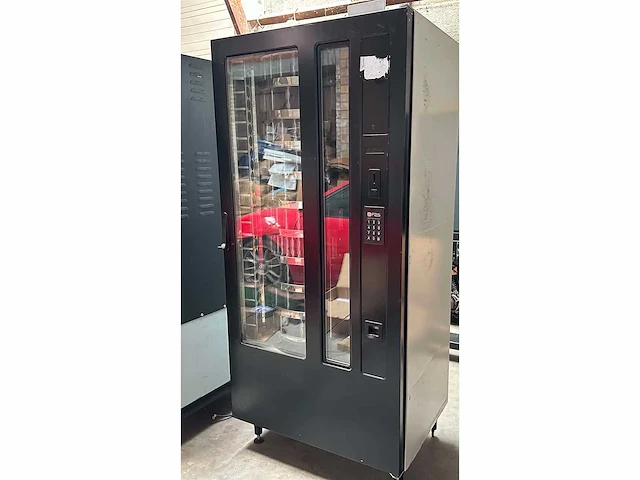 Vending machine - afbeelding 1 van  4
