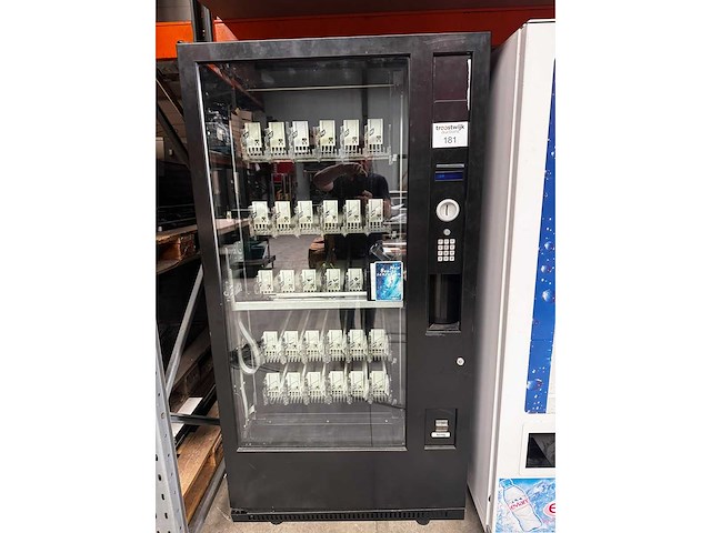 Vendo - g drink - verkoopautomaat - afbeelding 1 van  2