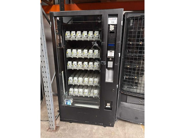 Vendo - g snack - verkoopautomaat - afbeelding 3 van  5