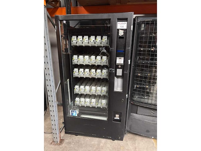 Vendo - g snack - verkoopautomaat - afbeelding 4 van  5
