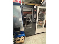 Vendo - snack - verkoopautomaat - afbeelding 1 van  6