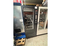 Vendo - snack - verkoopautomaat - afbeelding 2 van  6