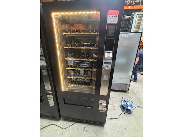 Vendo - sve 810 - verkoopautomaat - afbeelding 3 van  9