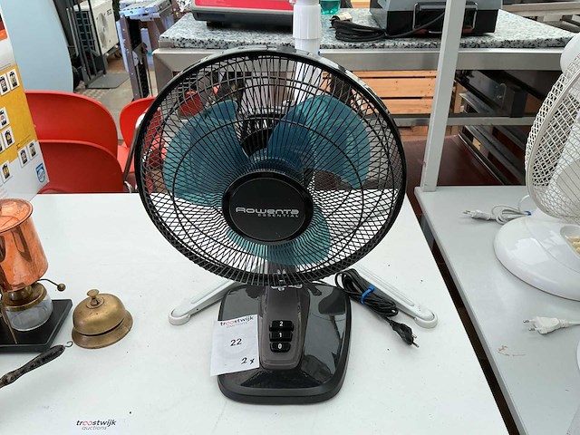 Ventilator (2x) - afbeelding 1 van  2
