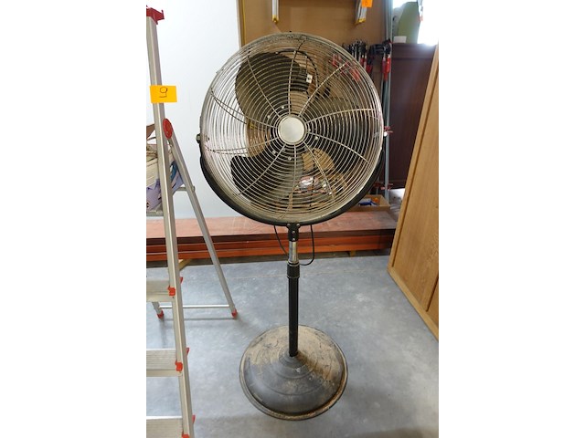 Ventilator + alu trapladder - afbeelding 2 van  4