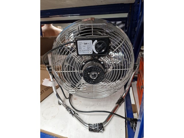 Ventilator en led panel - afbeelding 3 van  6