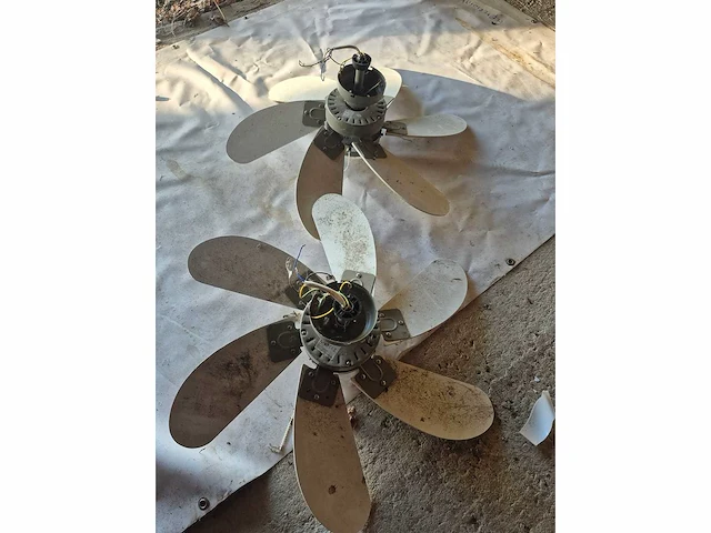 Ventilator met verlichting (2x) - afbeelding 1 van  2