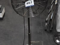 Ventilator op voet - afbeelding 1 van  2