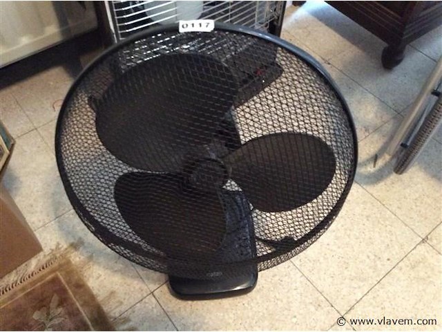 Ventilator - afbeelding 1 van  2