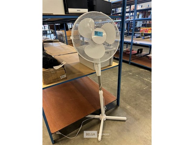 Ventilator - afbeelding 1 van  4