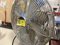Ventilator - afbeelding 2 van  2