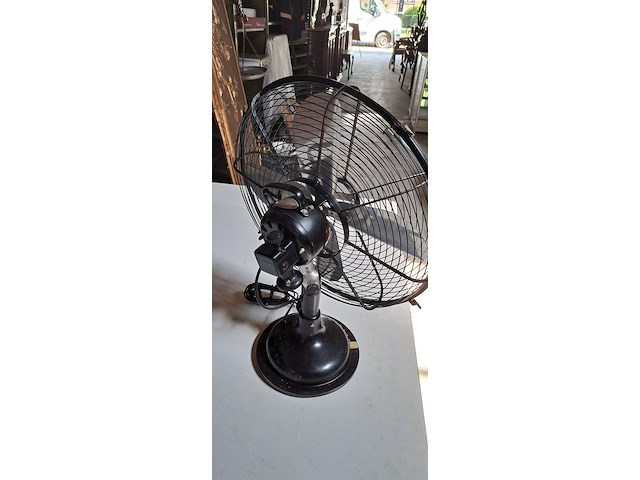 Ventilator - afbeelding 2 van  2