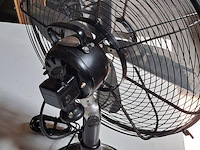 Ventilator - afbeelding 2 van  2
