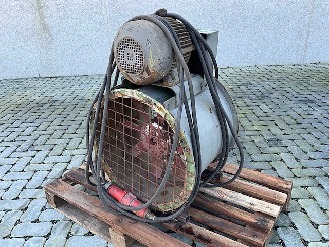 Ventilator - afbeelding 1 van  8