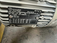 Ventilator - afbeelding 5 van  5