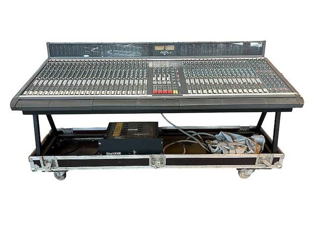 Venue || (40 channels) + psu incl flightcases - afbeelding 1 van  3