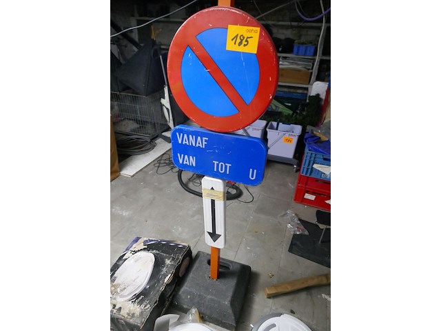 Verbodsbord met voet - afbeelding 1 van  3