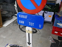 Verbodsbord met voet - afbeelding 1 van  3