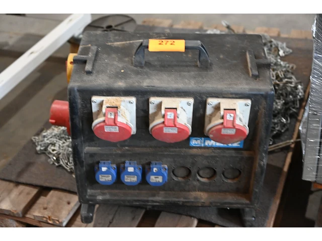 Verdeelkast elektriciteit merz - afbeelding 1 van  4