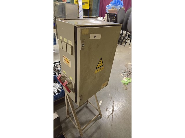 Verdeelkast elektriciteit - afbeelding 3 van  3