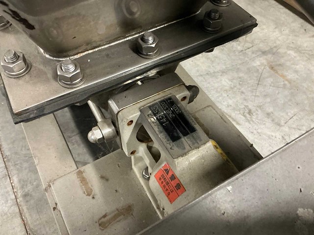 Verdeeltrechter - afbeelding 7 van  8