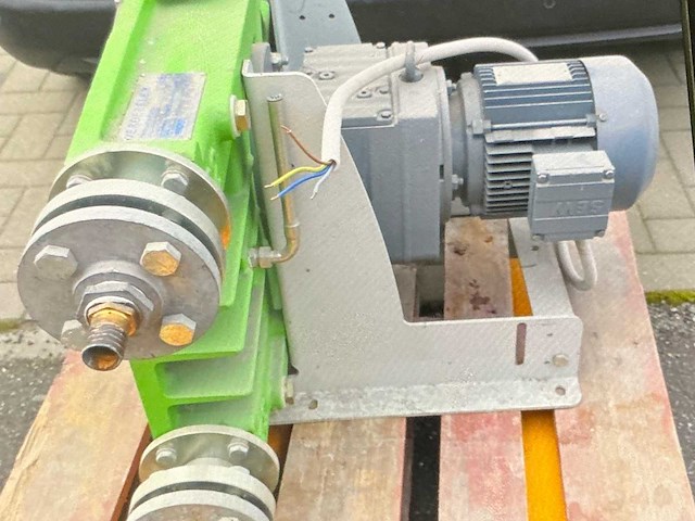 Verderflex vf32 peristaltische pomp - afbeelding 2 van  8