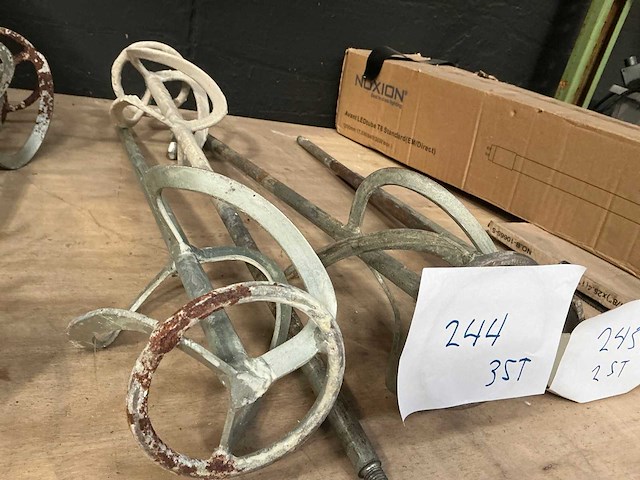 Verf-mortelmixers (3x) - afbeelding 1 van  3