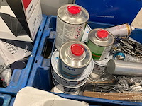 Verf, pure, lijm en kit - afbeelding 12 van  15