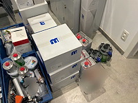 Verf, pure, lijm en kit - afbeelding 14 van  15
