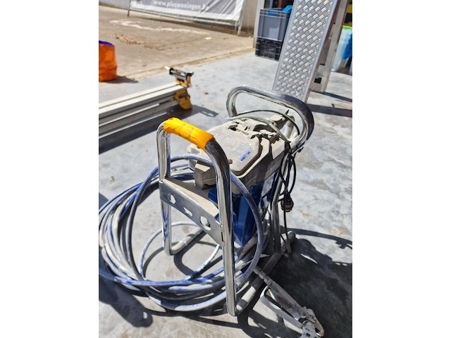 Verfspuitmachine graco - afbeelding 1 van  5