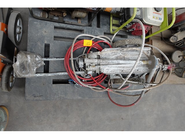 Verfspuitmachine - afbeelding 2 van  2
