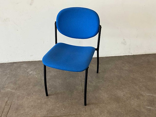 Vergaderstoelen en tafels (13x) - afbeelding 8 van  15