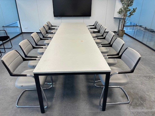 Vergadertafel + 12 vergaderstoelen - afbeelding 3 van  4