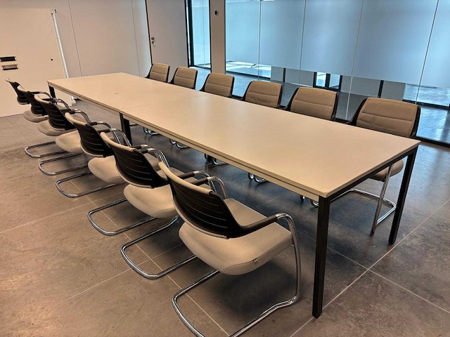 Vergadertafel + 12 vergaderstoelen - afbeelding 2 van  4