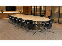 Vergadertafel + 18 stoelen - vergaderset