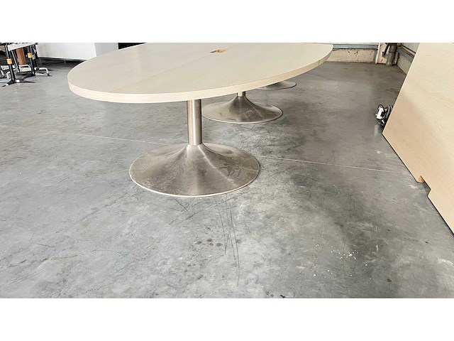 Vergadertafel + 18 stoelen - vergaderset - afbeelding 12 van  24