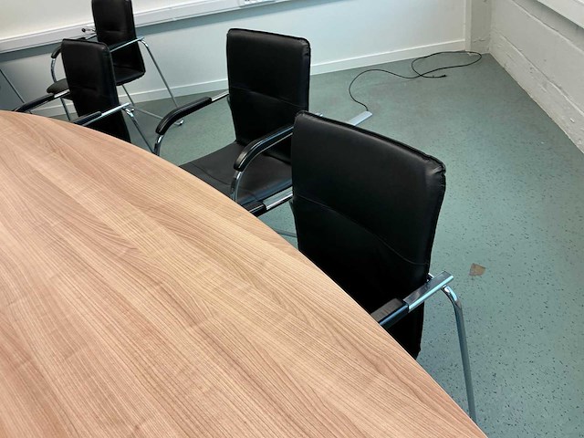 Vergadertafel (2x) + stoel (10x) - afbeelding 4 van  6