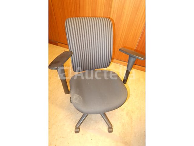 Vergadertafel + 6 stoelen - afbeelding 6 van  8