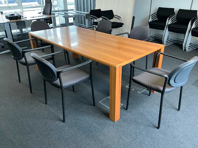 Vergadertafel + 6 stoelen - afbeelding 1 van  3