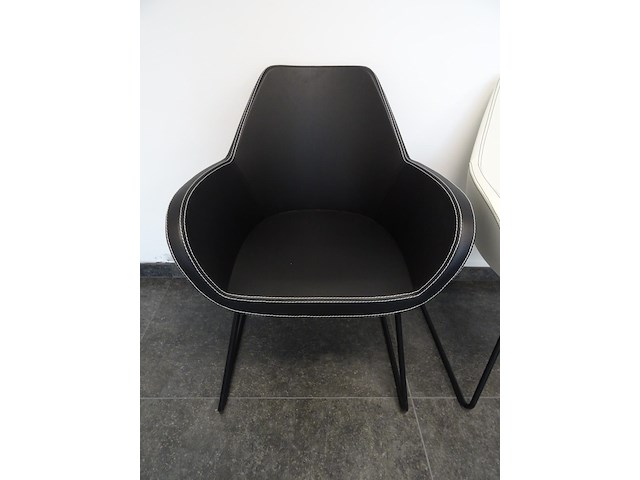 Vergadertafel + 6x lederlook kuipstoel profim - afbeelding 4 van  5