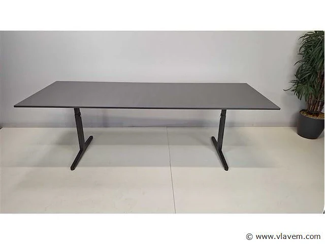 Vergadertafel ahrend - afbeelding 2 van  9