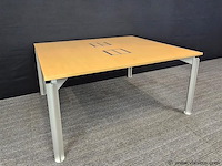 Vergadertafel bulo h2o