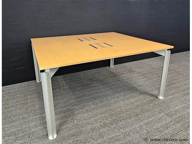 Vergadertafel bulo h2o - afbeelding 1 van  7